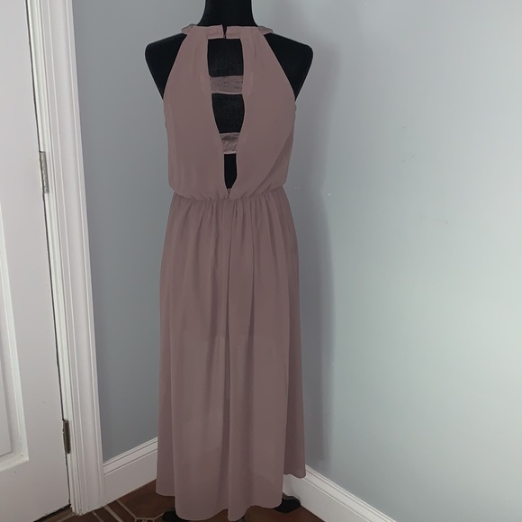 Doe & Rae Dress Halter Crepe Flowy High Low Sleeveless - Picture 8 of 9